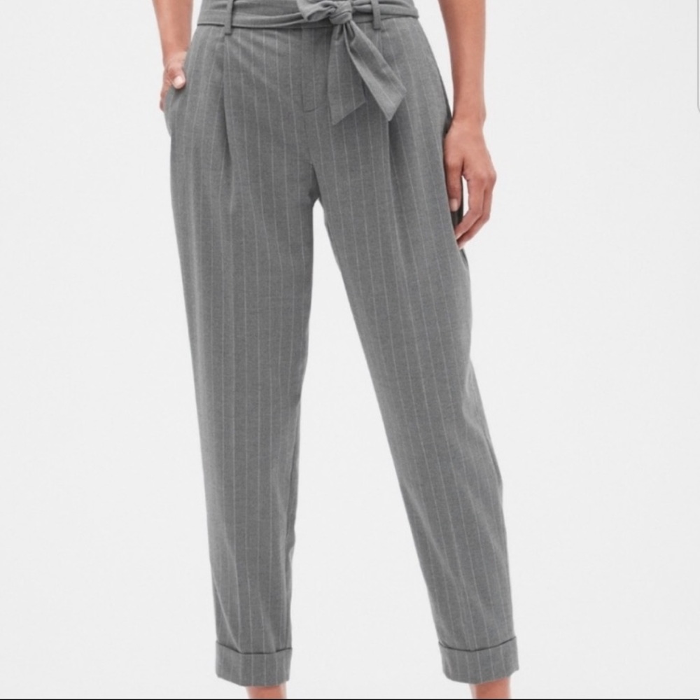 Banana republic belted pinstripe grey trouser pant